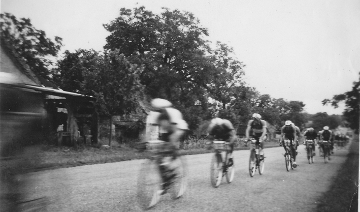 Tour de France 14 juillet 1951 Peyrelevade.jpg